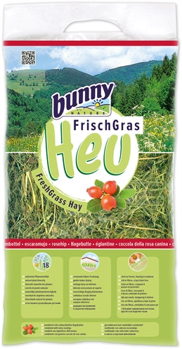 Bunny Nature Frisches Grasheu Mit Hagebutte