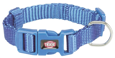 Trixie Halsband Premium blau, Nahaufnahme des Klickverschlusses
