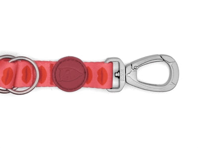 Morso verstellbare Hundeleine Lippenstift Rosa Detailansicht Karabiner Ringe