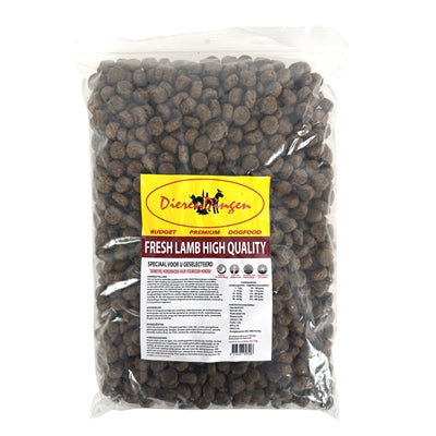 Budget Premium Lamm Trockenfutter – Verpackung mit Zusammensetzung für Hunde