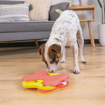 Nina Ottosson Tornado Denkspiel Hund Detailansicht drehbare Ebenen